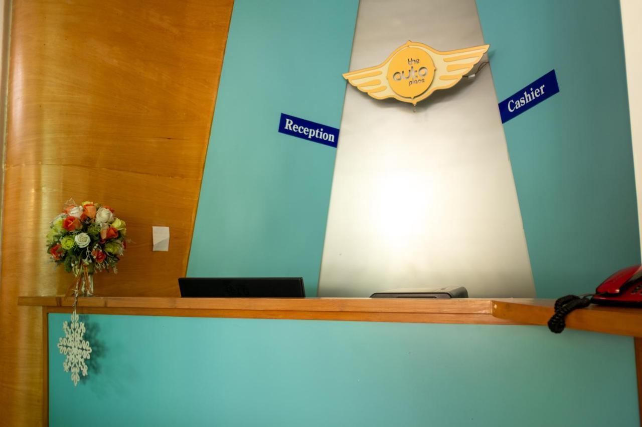 The Auto Place Phuket Extérieur photo